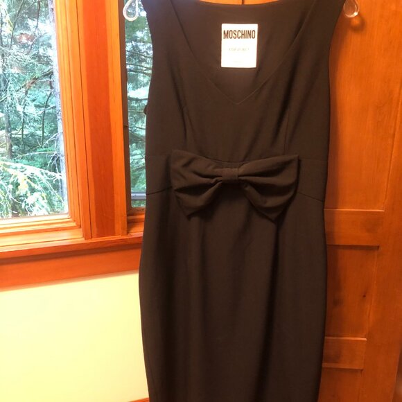 Moschino Black Front Bow-Detail Cocktail Dress - Picture 6 of 7